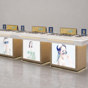 Triple Module Eyewear Island | Backlit Poster Optician Counter - Sunzen 2 Triple Module Eyewear Island | Backlit Poster Optician Counter - Sunzen