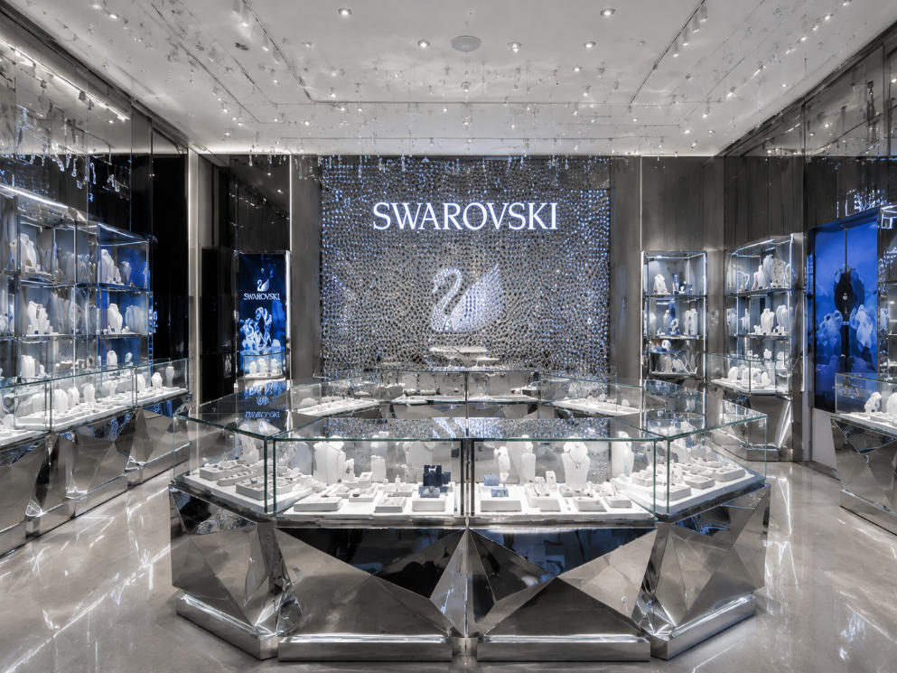Crystal Jewelry Showcase | Swarovski Vienna Futuristic Boutique