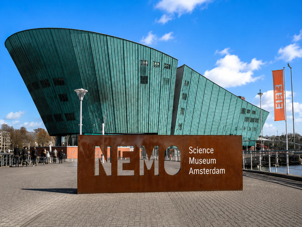 Interactive Exhibit Cabinets | NEMO Science Museum Amsterdam
