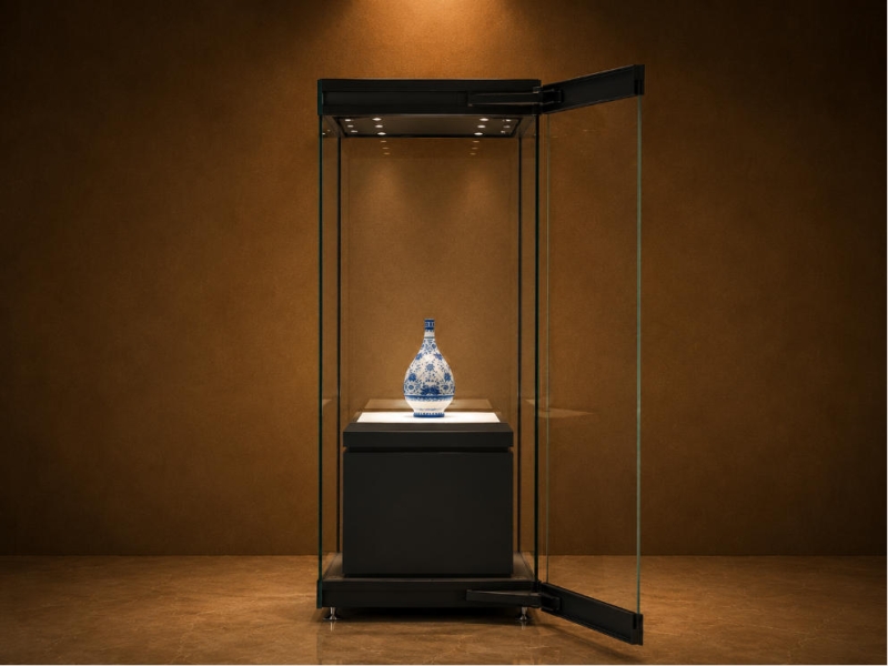 Single Vase Vitrine | Swing Glass Booth Dark Cube Pedestal Case Top Spotlight Tall Unit Ceramic Relic Display Cabinet
