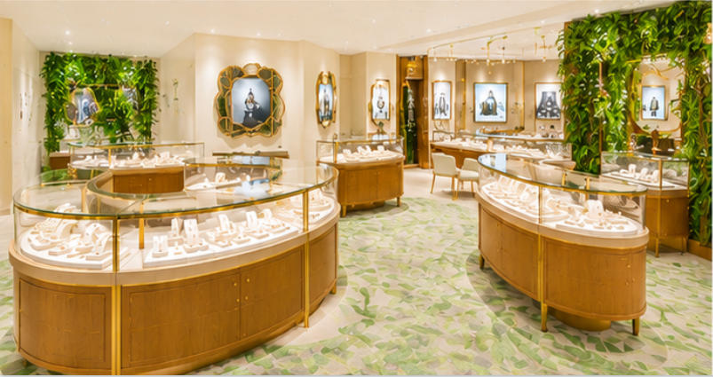 Thomas Markle organic shape boutique showcases